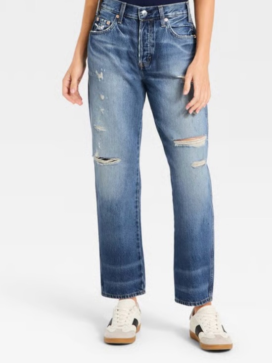 Universal Thread Denim - Women's Mid-Rise Boyfriend Jeans Universal Thread Vintage Medium Destroy size 2